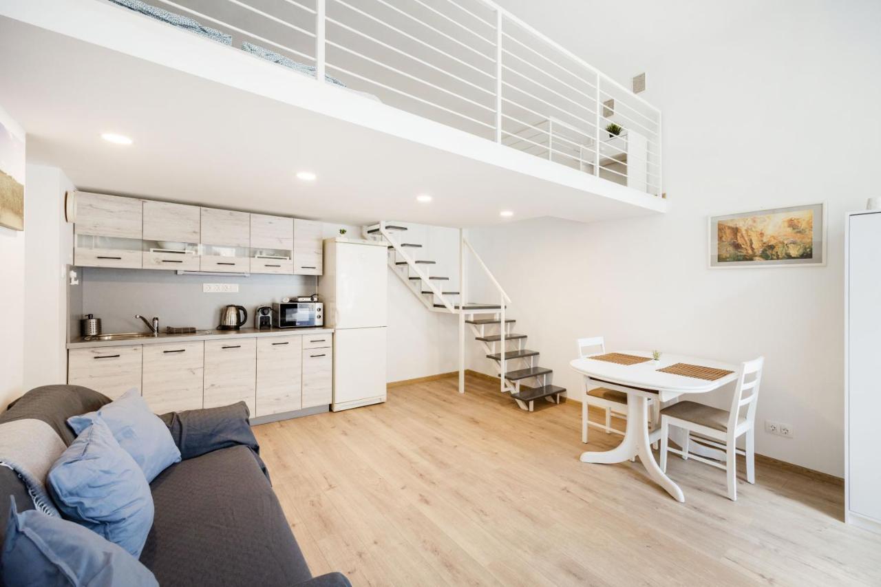 V12 Apartments Budapest Bagian luar foto